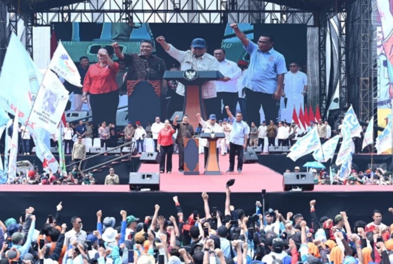 Presiden RI Prabowo Subianto saat menghadiri peringatan Hari Buruh Internasional di Lapangan Monas, Jakarta, Kamis (1/5/2025). (Dok. Tim Media Prabowo Subianto)