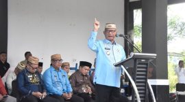 Bupati Bone Bolango Ismet Mile